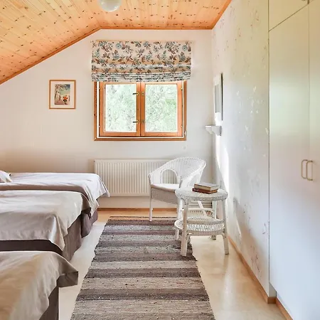 Bed & Breakfast Hyvoelaen Talo Ahtari