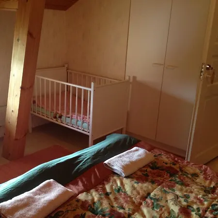 Bed & Breakfast Hyvoelaen Talo Ahtari