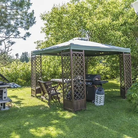 Bed & Breakfast Hyvoelaen Talo 3*